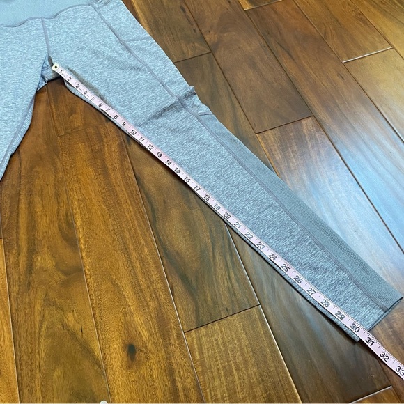 Athleta Women's Medium Gray Heathered High-Rise Exhale Heel Tight Leggings - Picture 2 of 5